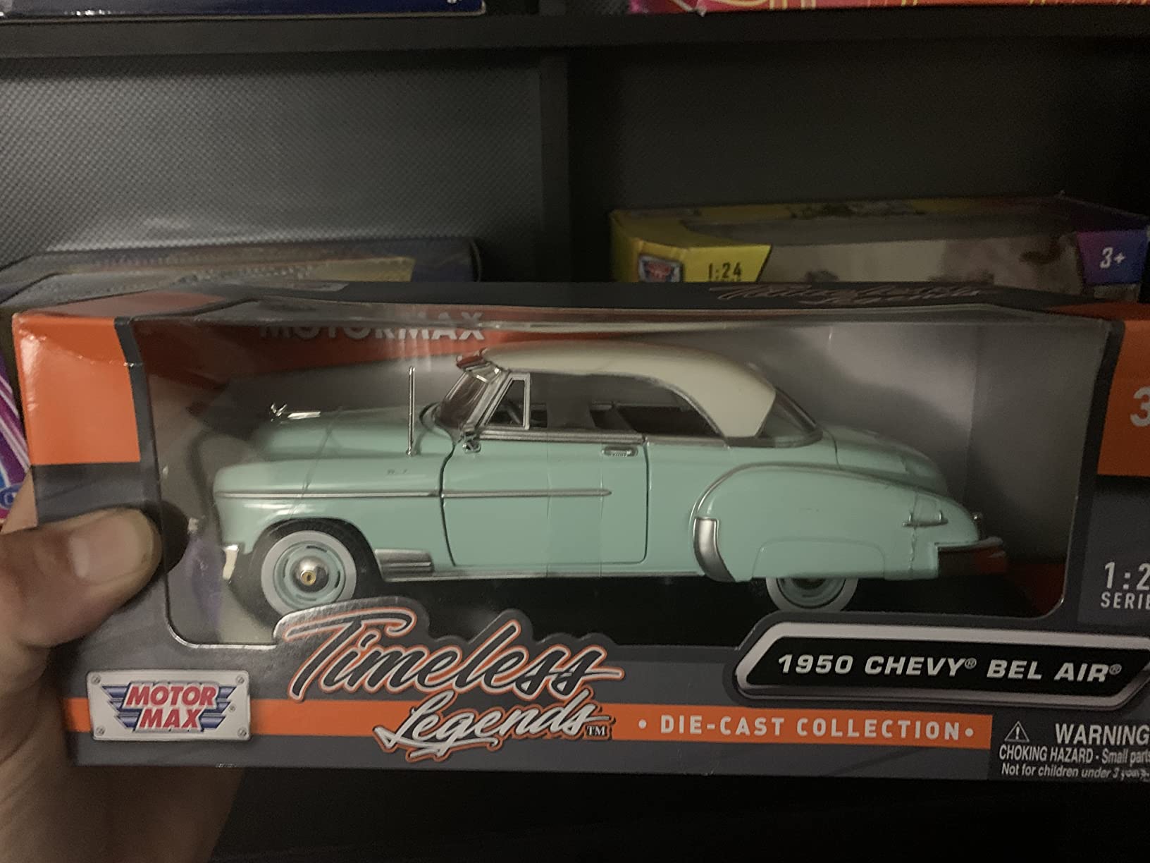 1950 Chevy Bel Air, Green - Motormax Premium American 73268-1/24 Scale Diecast Model Car customer photo 2