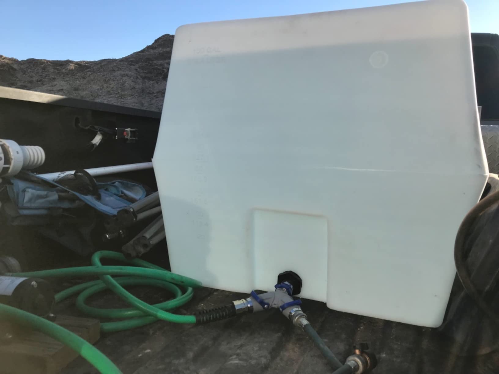 RomoTech 82123909 Horizontal Square Reservoir Water Tank, 30 Gallon, Made In USA, Natural Poly Tank Non-Flammable Liquids, UV-Resistant, Ideal for Agricultural Use, RV Water Storage, White customer photo 2