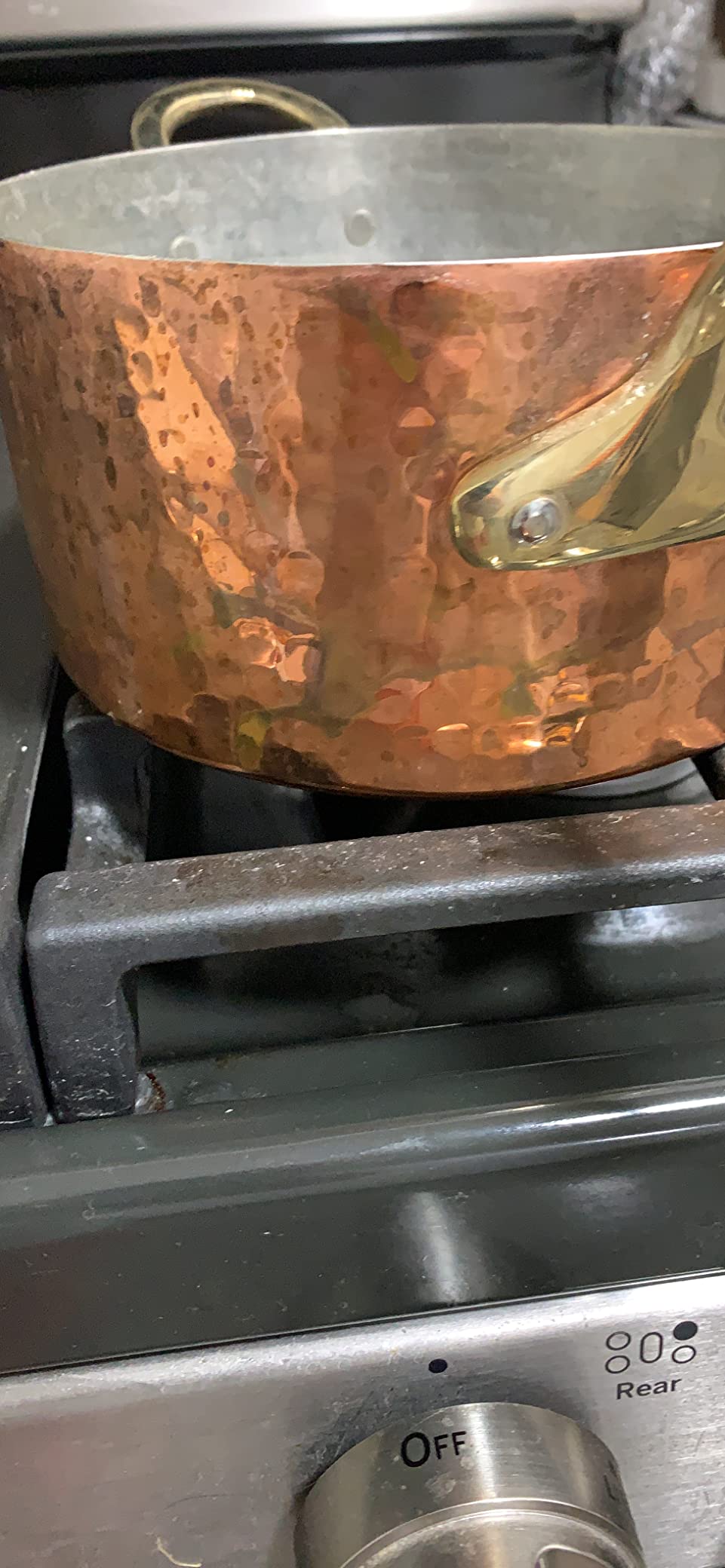DEMMEX 1.2mm Thick Hammered Uncoated Copper Saucepan with Lid & Helper Handle, Food-Safe Tin Lined (1.7-Quart) customer photo 1