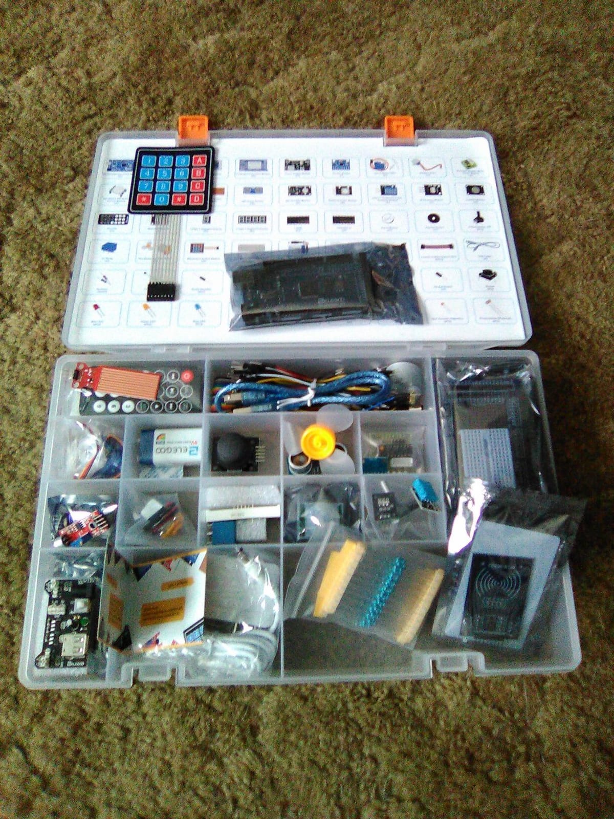ELEGOO Mega 2560 R3 Project The Most Complete Starter Kit with Tutorial, Compatible with Arduino IDE, Ultimate Starter Kit, PDF Tutorial, 35+ Guided Projects, 200+ Components, Sensors, Displays, Motors customer photo 1