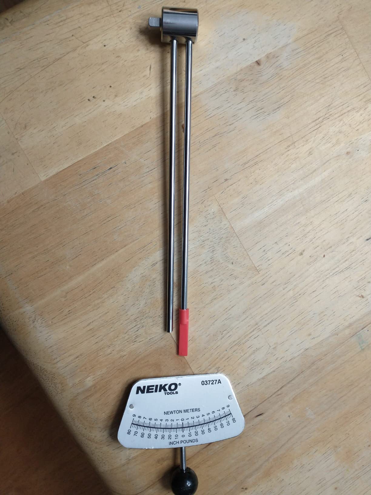 Neiko 03727A 1/4-Inch-Drive Beam Torque Wrench, SAE and MM Bicycle and Automotive Wrench, Reads in 0-80 Inches/Pounds and 0-9 Newton/Meter Increments customer photo 2