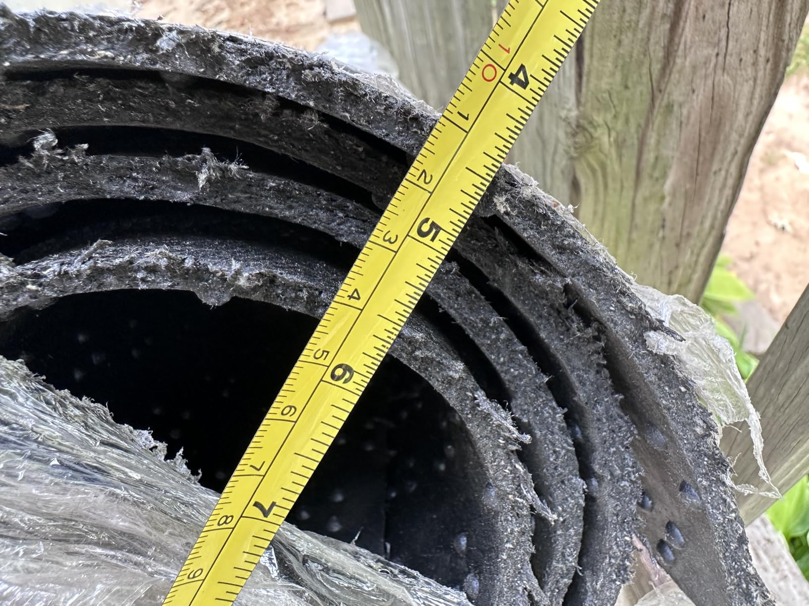 4400000, 4 in x 6 in Utility All-Purpose Rubber Mat, 3/8 in Thick, Grooved Bottom Drainage, Made in USA, Recycled Tire Cord Reinforced Rubber for Farm Use, Truck Beds and Trailers customer photo 2