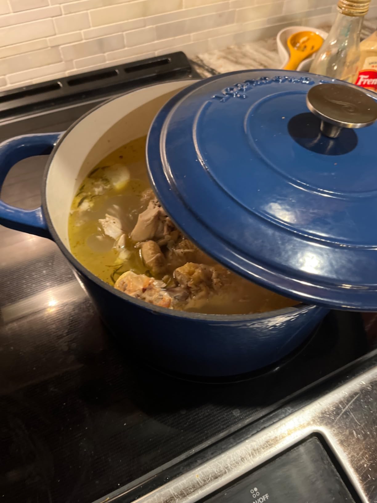 Crock-Pot Artisan 7-Quart Round Enameled Cast Iron Dutch Oven - Sapphire Blue, Durable Heavy-Duty Cookware for Slow Cooking, Baking, Roasting with Lid customer photo 2