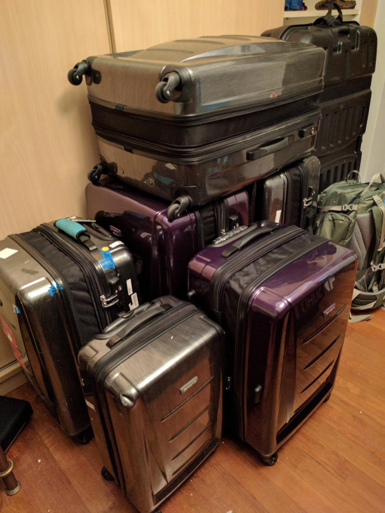 Samsonite Winfield 2 Hardside Expandable Luggage with Spinner Wheels, Burgundy, 3-Piece Set (20/24/28) customer photo 2