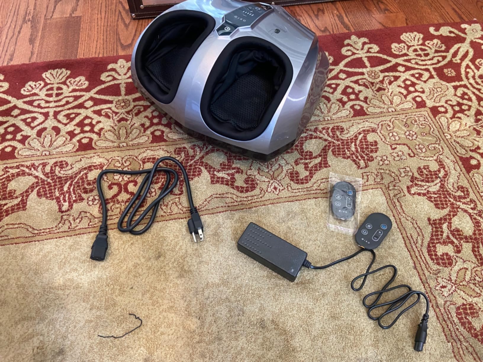 MIKO Shiatsu Foot Massager with Heat for Neuropathy & Plantar Fasciitis | Heated shiatsu feet massager, 5 intensity levels, deep compression & wireless remote, fits feet up to men's size 12 customer photo 2