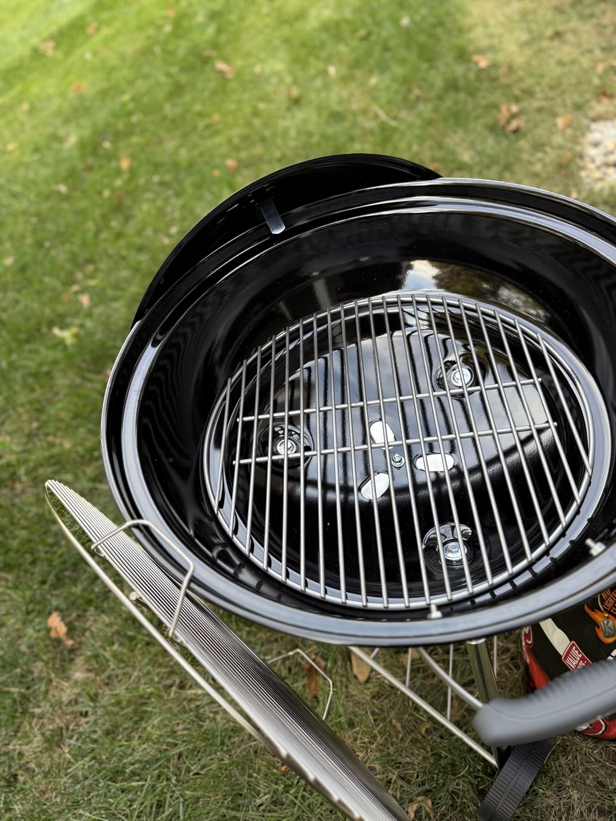 Weber Jumbo Joe Premium Compact Charcoal Grill, 22-Inch, Black | Compact Outdoor BBQ Grill with Durable Plated Steel Grates, Porcelain-Enameled Bowl & Precision Airflow Control customer photo 1