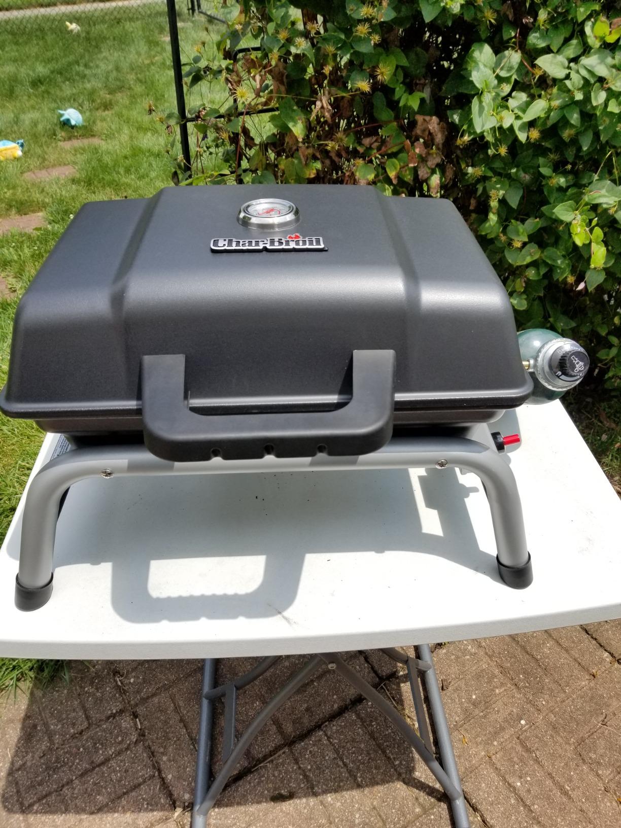 Charbroil 1-Burner Portable Propane Gas Grill, Black - 17402049 customer photo 1