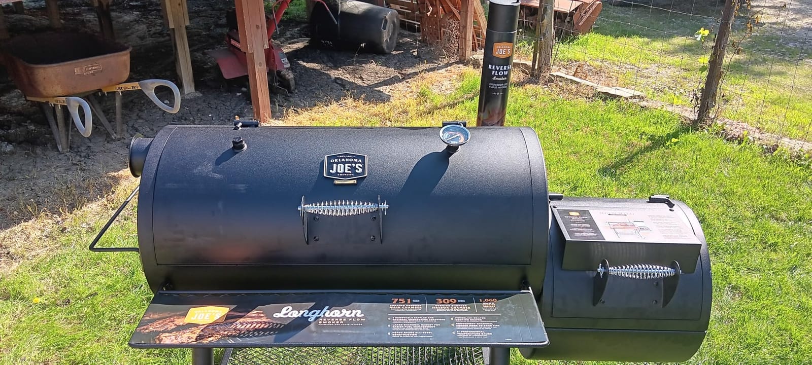 Oklahoma Joe's Longhorn Reverse Flow Offset Charcoal Smoker and Grill with 1060 sq. in. Cooking Area in Black customer photo 1