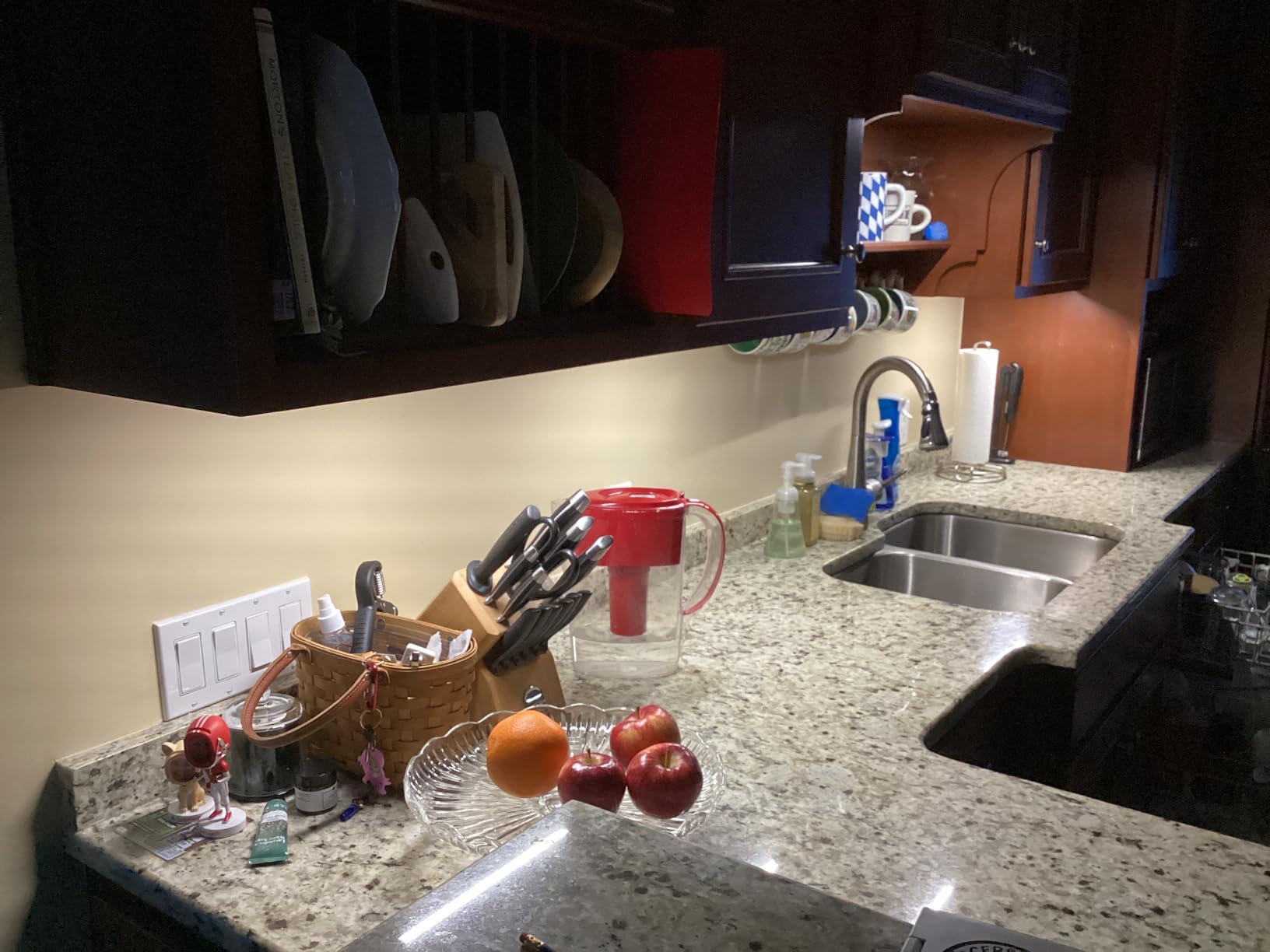 Litever Kitchen Under Cabinet LED Lighting Kit Plug-in, Super Bright, 6 PCS 12 Inches Light Bars, Daylight White, 31W 2000 Lumen, Perfect for Kitchen Cabinet Counter Shelf-(6 Bars Kit-5000K) customer photo 2