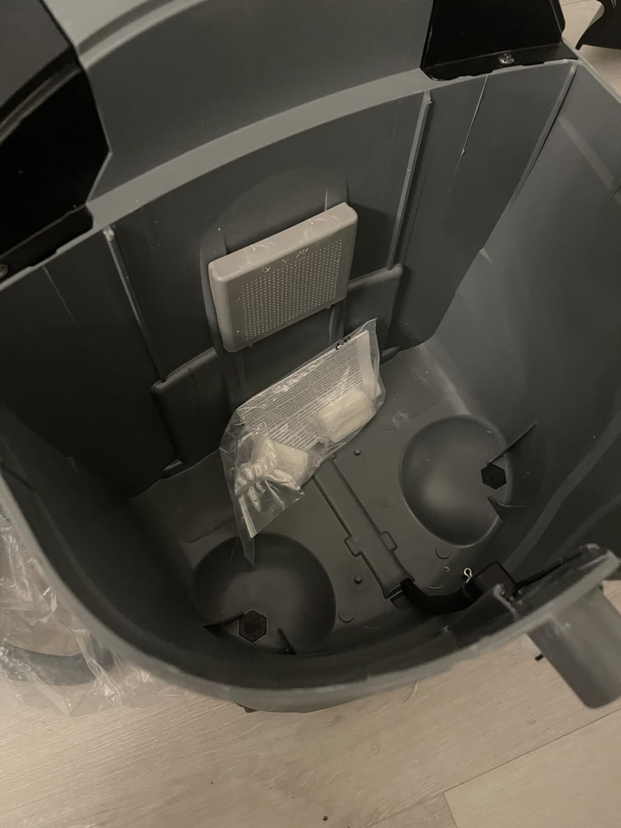 Karcher Puzzi 8/1 C Commercial Carpet Extractor 12.5 PSI, Spot Cleaner, Stain Remover, 3.9 Gallon Tank customer photo 1