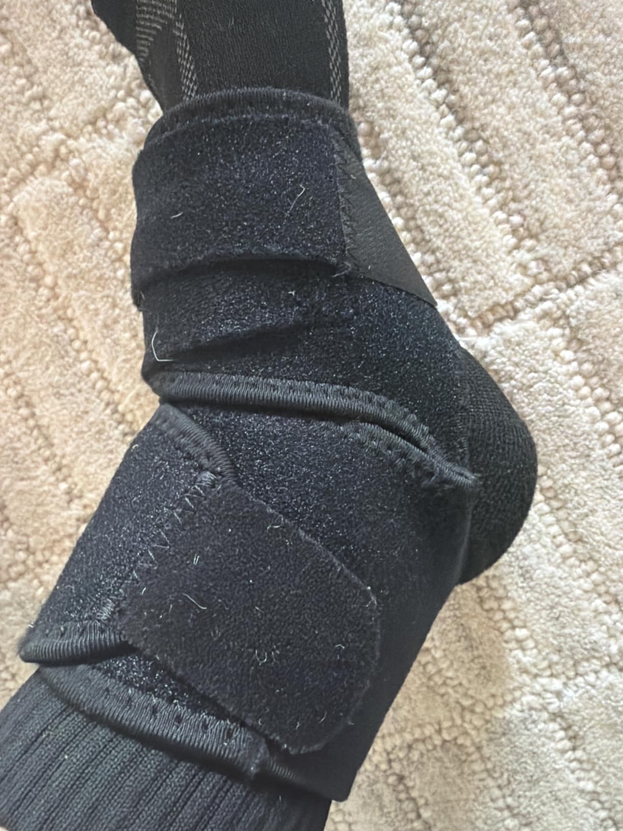 Bodyprox Ankle Support Brace, Breathable Adjustable Wrap, 1 Pack | For Men & Women, Flexible Compression for Sports, Workouts, and Daily Use customer photo 1