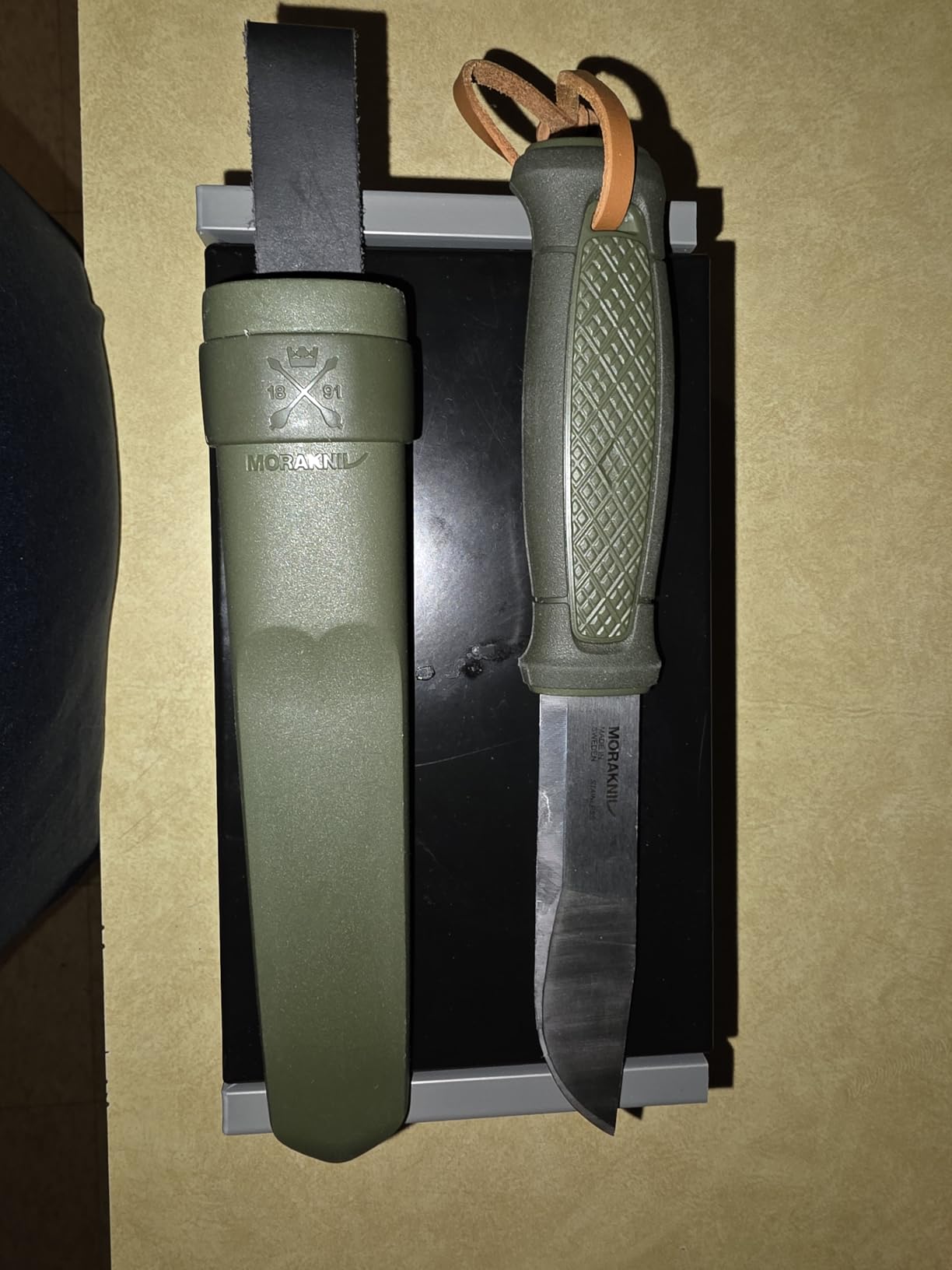 Morakniv Kansbol Fixed Blade Knife with Sandvik Stainless Steel Blade customer photo 1