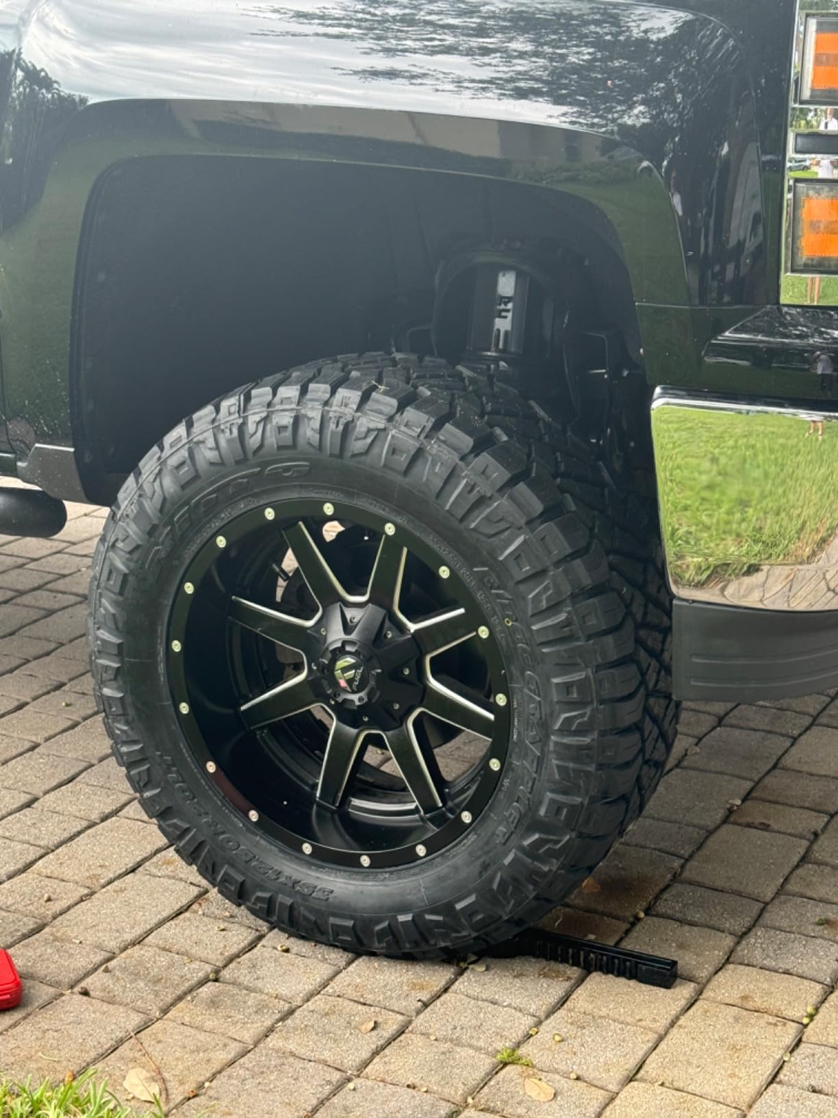 Nitto Ridge Grappler All Season Radial Tire - 35x12.50R20LT F 125Q customer photo 1