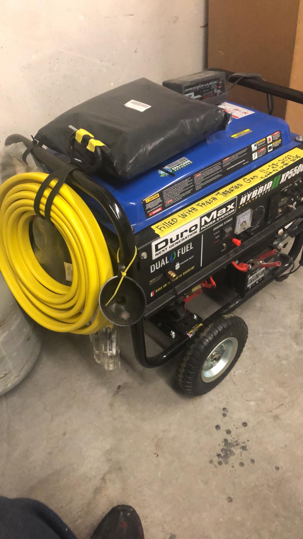 DuroMax XP5500EH 5,500-Watt Dual Fuel Portable Generator - Gas & Propane, Electric Start, RV & Emergency Ready customer photo 2
