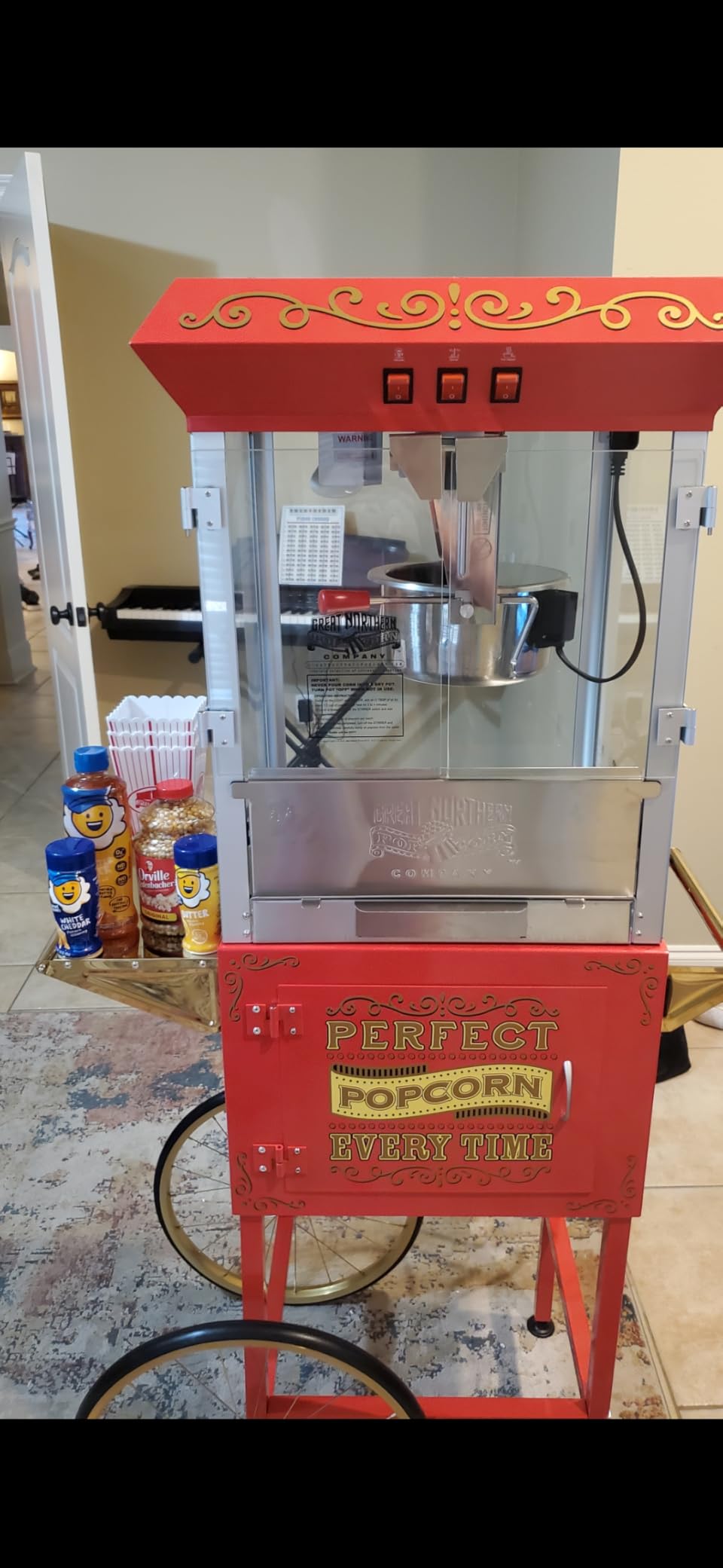 Great Northern Popcorn Company 5995 10 oz. Perfect Popper Popcorn Machine with Cart - Red (5995 GNP Red 10oz. Full) customer photo 2