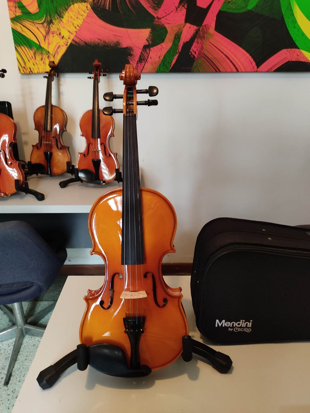Mendini by Cecilio Violin 4/4 Full Size Set For Beginners - Hand Carved Acoustic Violins Set - Fiddle Solidwood Kit with Hard Case, Two Bows, Tuner, Rosin, Shoulder Rest, Extra Strings, Lesson Book customer photo 1