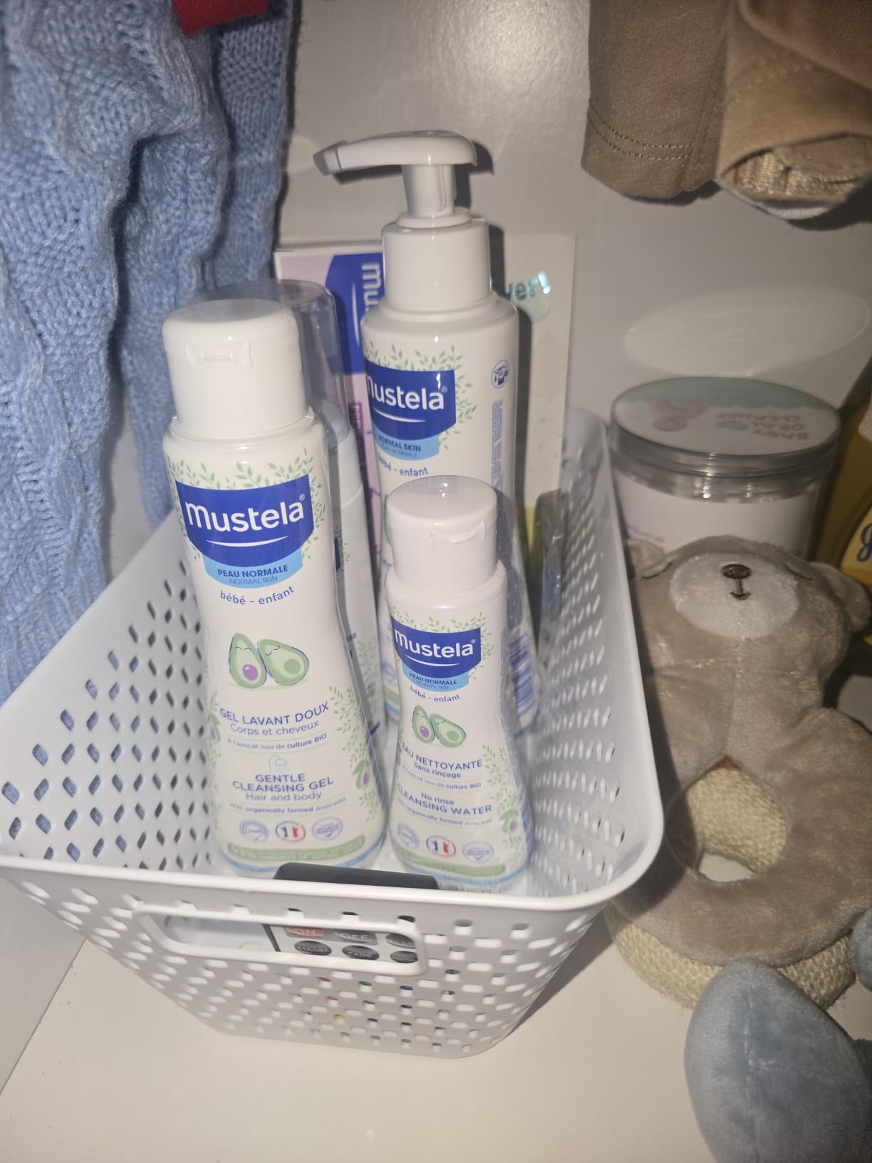 Mustela Newborn Arrival Gift Set - Baby Skincare & Bath Time Essentials - Natural & Plant Based - 5 Items Set customer photo 2
