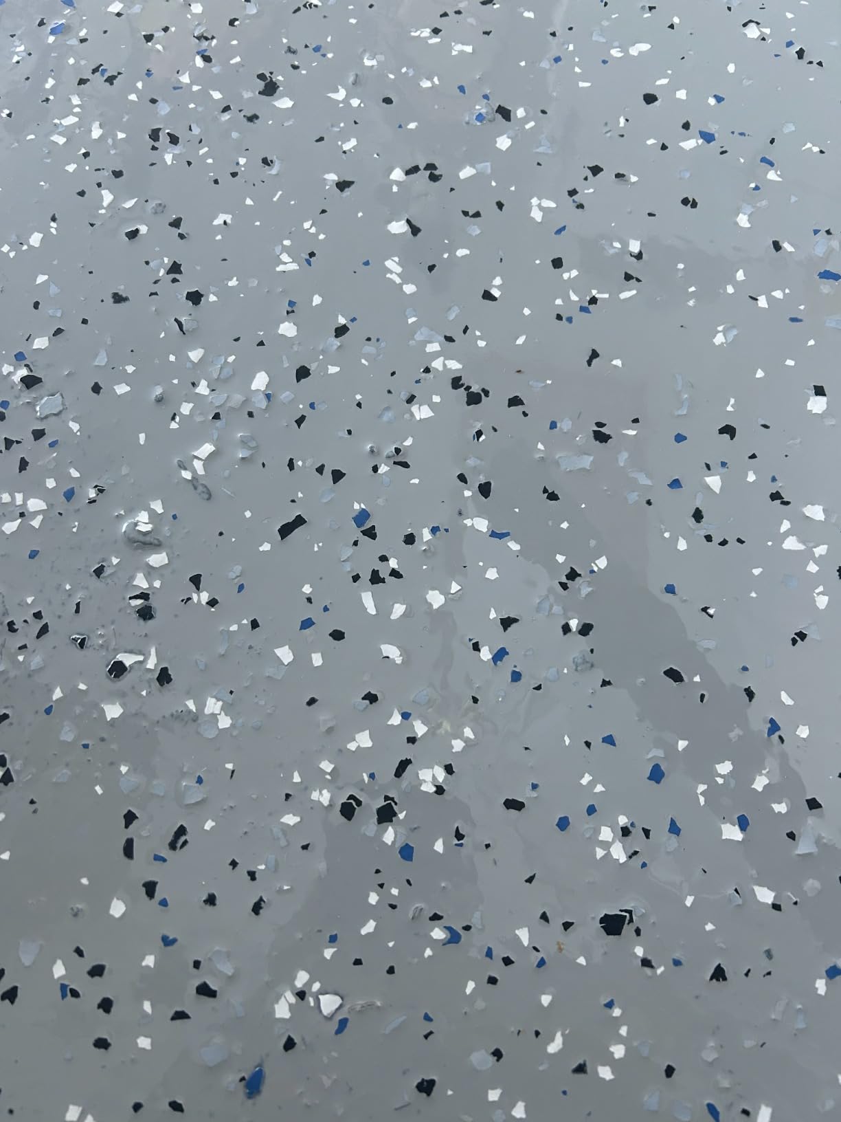 Rust-Oleum RockSolid Polycuramine High Gloss Gray Garage Floor Coating | 20X Stronger Than Epoxy, Resists Hot Tire Pickup, Self-Leveling Formula, Stain Resistant, Covers 500 Sq Ft, 2.5 Car Kit customer photo 2