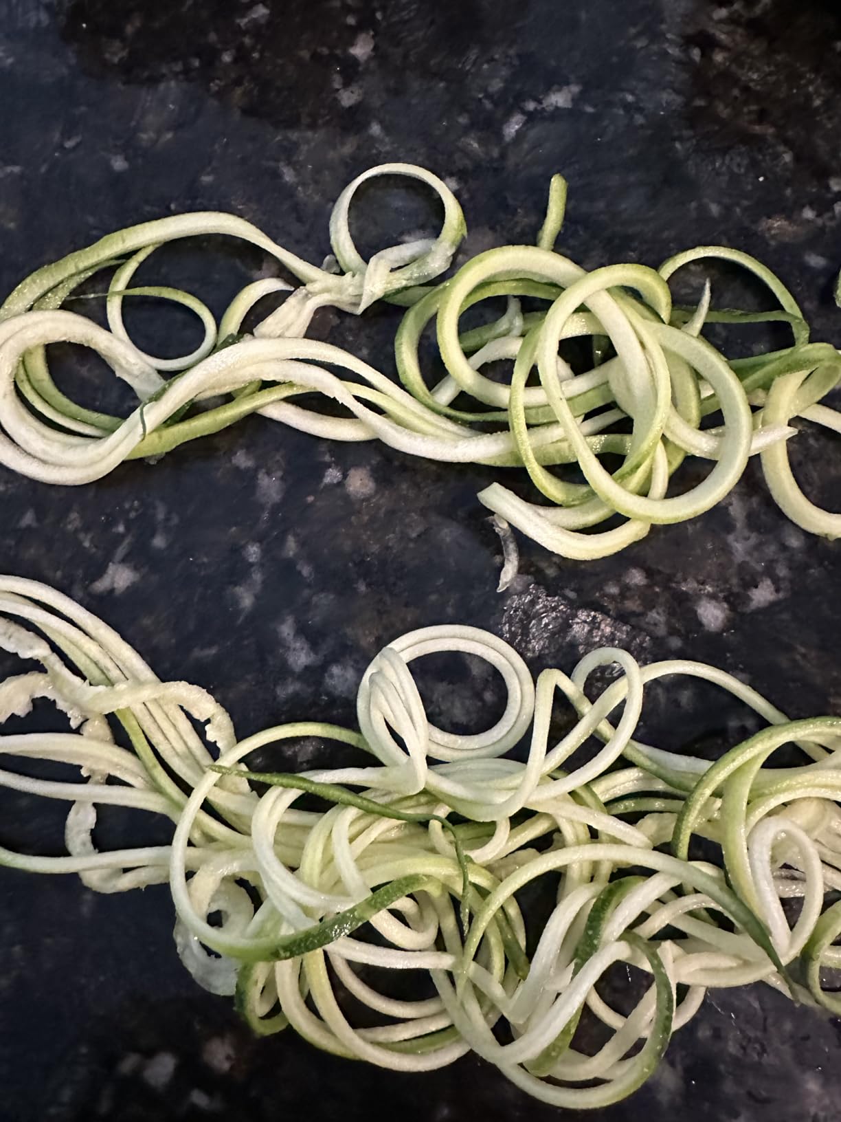 Hamilton Beach 3-in-1 Electric Vegetable Spiralizer for Veggie Noodles, Zoodle Maker & Slicer With 3 Cutting Cones for Spaghetti, Linguine, and Ribbons, 6-Cups, Black (70930) customer photo 1