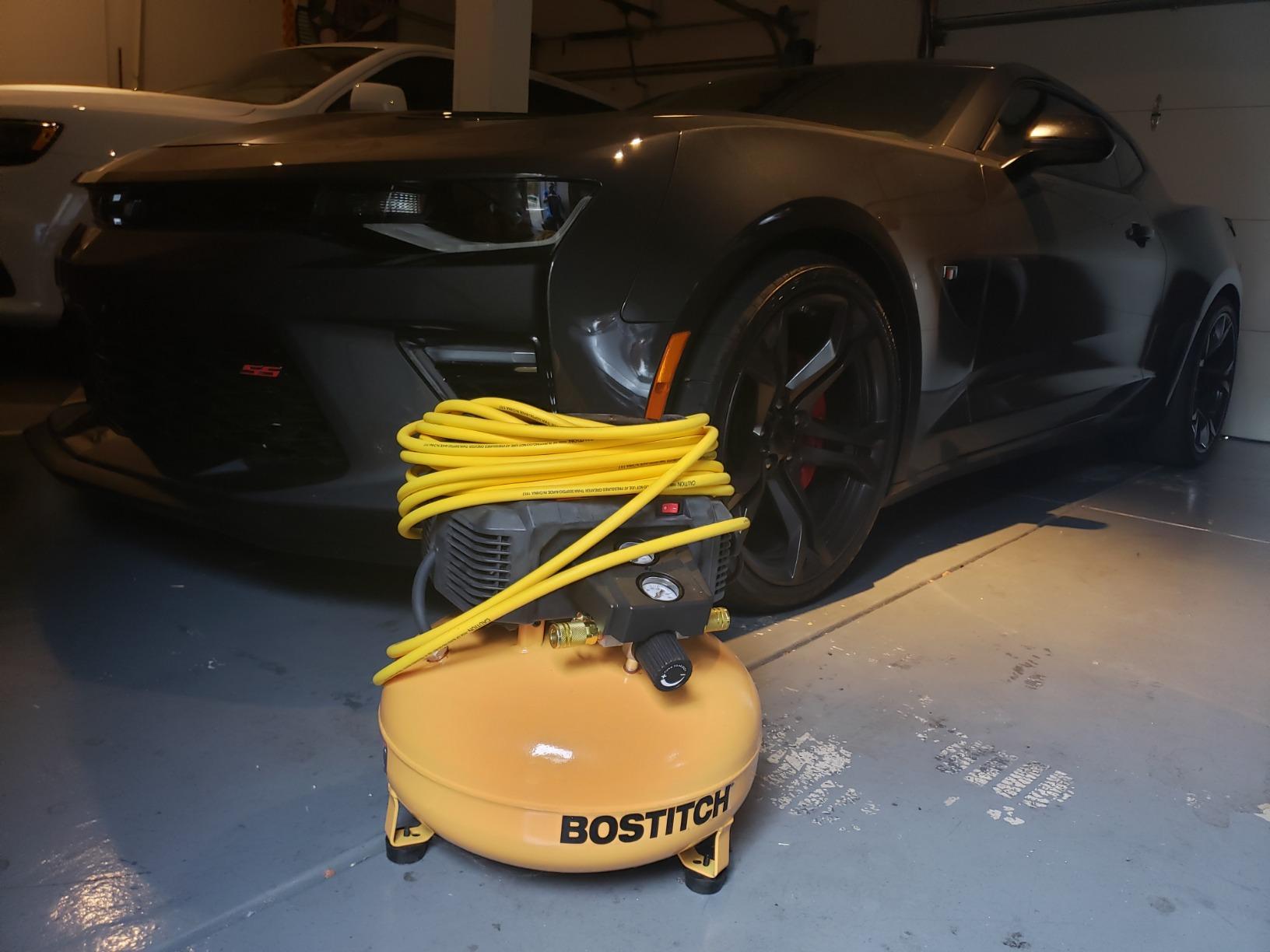 BOSTITCH Air Compressor Kit, Oil-Free, 6 Gallon, 150 PSI, Quiet Lightweight Pancake Air Compressor (BTFP02012-WPK) customer photo 1