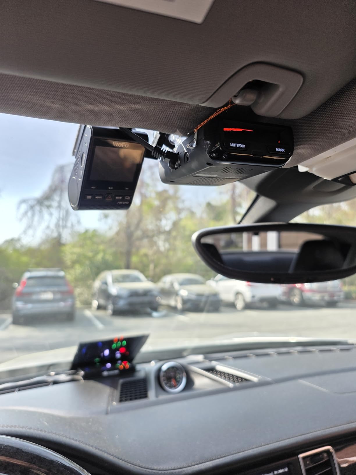 Uniden R3 EXTREME LONG RANGE Laser/Radar Detector, Record Shattering Performance, Built-in GPS w/ Mute Memory, Voice Alerts, Red Light & Speed Camera Alerts, Multi-Color OLED Display, Black customer photo 2