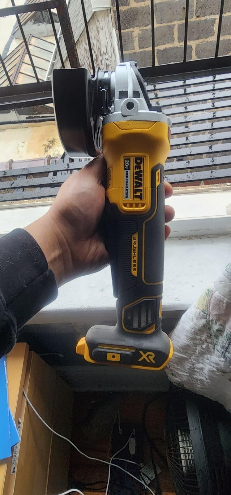 DEWALT 20V MAX* Angle Grinder Tool Cordless Brushless, 4 1/2 Inch, with Paddle Switch and Kickback Brake, Tool Only (DCG413B) customer photo 2