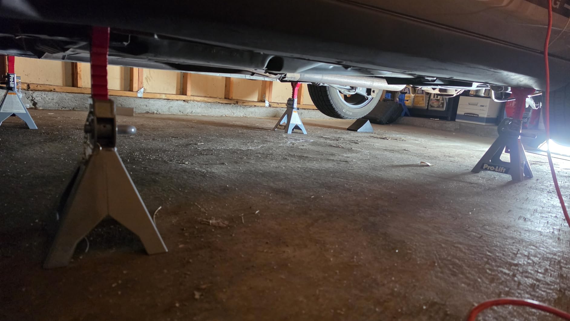 Pro-LifT T-6903D Double Pin Jack Stands - 3 Ton customer photo 1