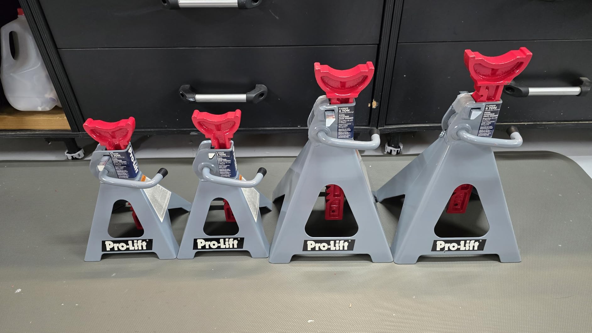 Pro-LifT T-6903D Double Pin Jack Stands - 3 Ton customer photo 2