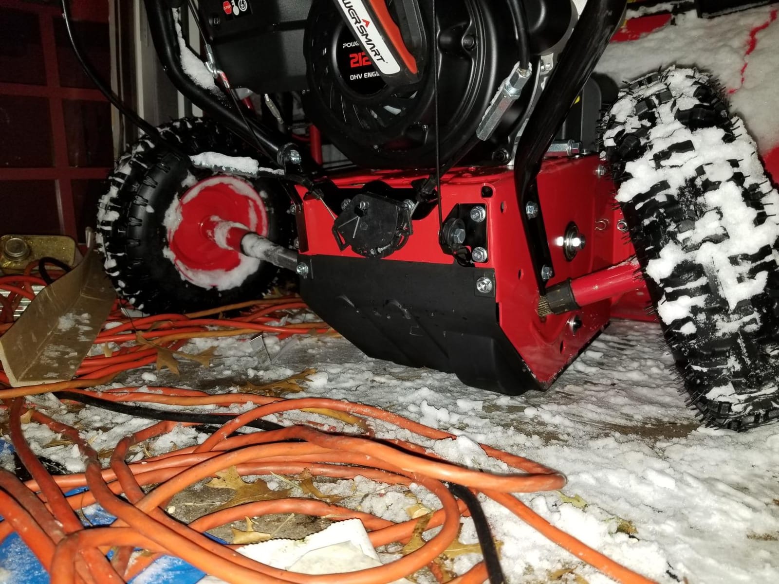 PowerSmart Self-Propelled 2-Stage Gas Snow Blower 24-inch 212cc Engine with Electric Start, Reinforced Steel Housing customer photo 2