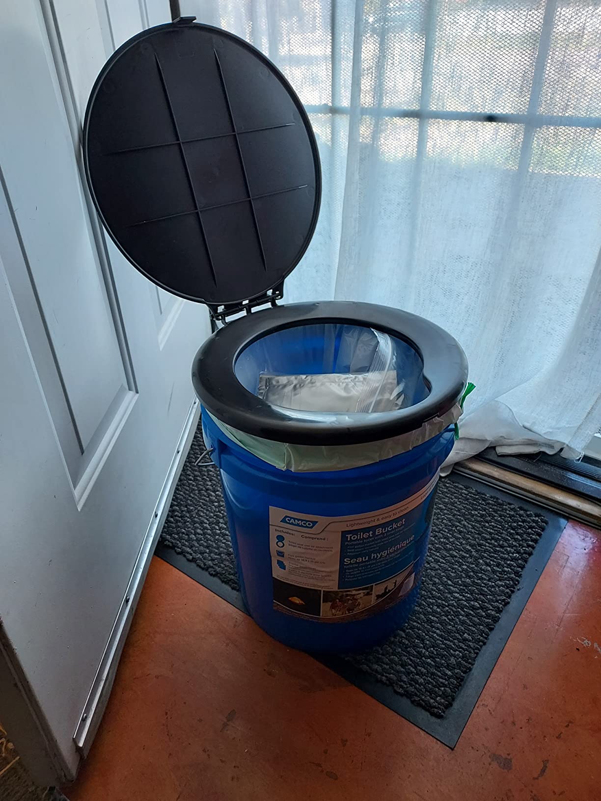 Camco Portable Toilet Bucket with Seat & Lid - 5-Gallon Camping Toilet with Bag Liners & Carry Handle - Lightweight, Easy to Clean, Durable - Ideal for Outdoor, RV, Hunting & Emergency Use (41549) customer photo 1