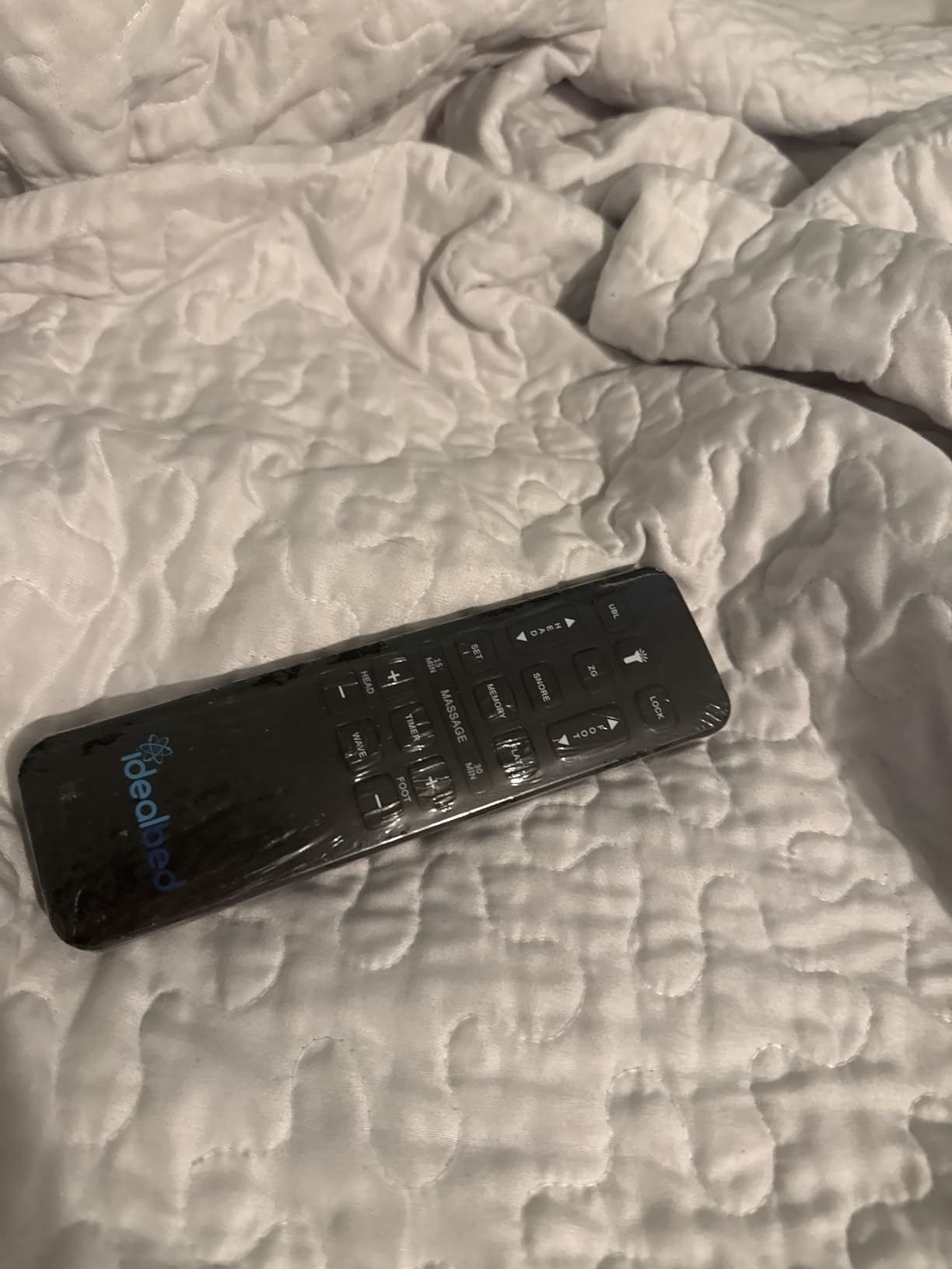 iDealBed 4i Custom Adjustable Bed Base, Wireless, Massage, Nightlight, Zero-Gravity, Anti-Snore, Memory Pre-Sets (Full) customer photo 1