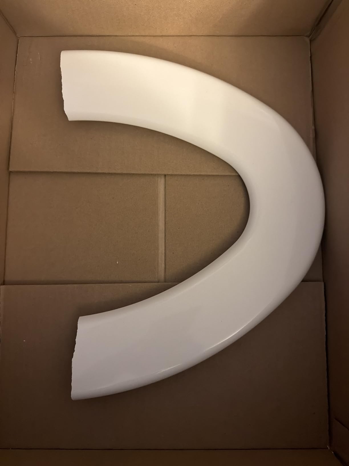 Mayfair Linden Slow Close Toilet Seat, Non Slip Heavy Duty Wood, Easy Install, Elongated, White customer photo 2