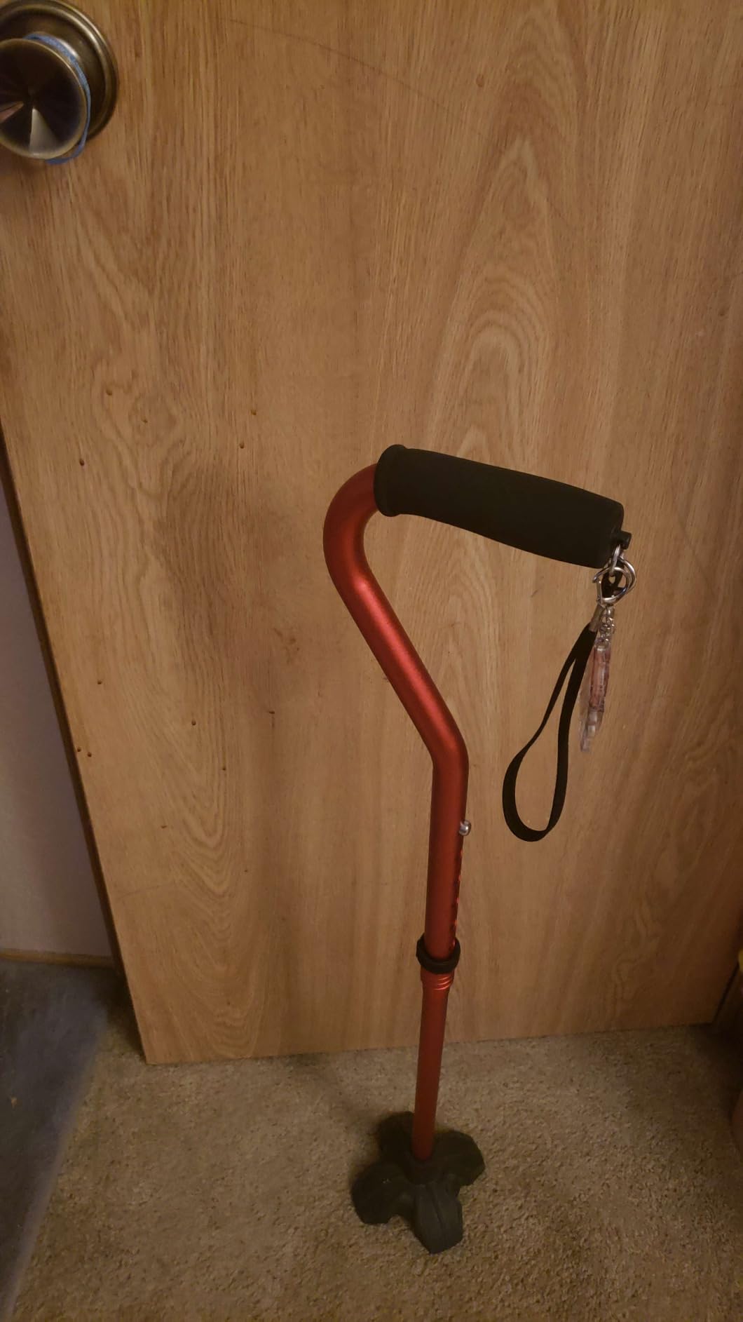 KINGGEAR Self Standing Walking Cane Quad Base for Seniors | Lightweight aluminum, foldable design, 31-36 in adjustable height, EVA offset handle, self-standing quad base customer photo 2