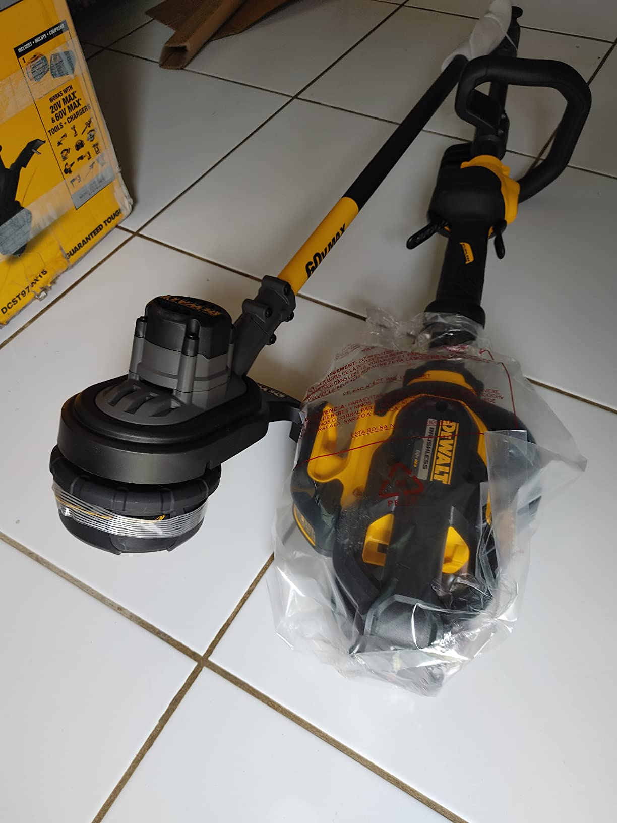 DEWALT DCST970B FLEXVOLT 60V MAX Cordless String Trimmer, Tool Only customer photo 2