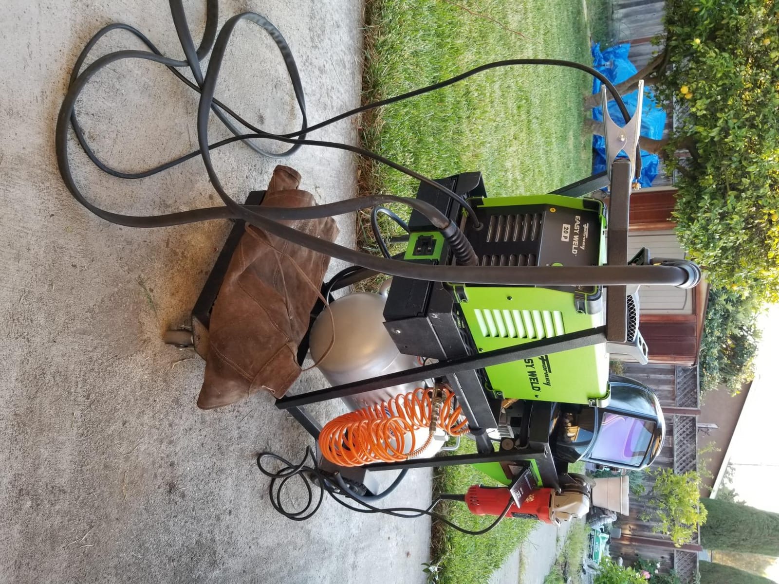 Forney 251 Easy Weld 20 P Plasma Cutter - Portable and Versatile Cutting Tool for Precise Metal Cutting customer photo 1