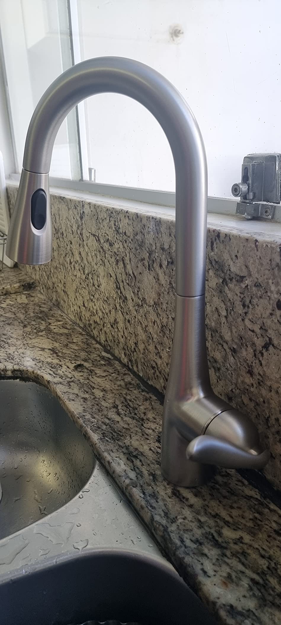 Moen Arbor Spot Resist Stainless Motionsense Wave Sensor Touchless One-Handle Single Hole Kitchen Sink Faucet, 7594EWSRS customer photo 2