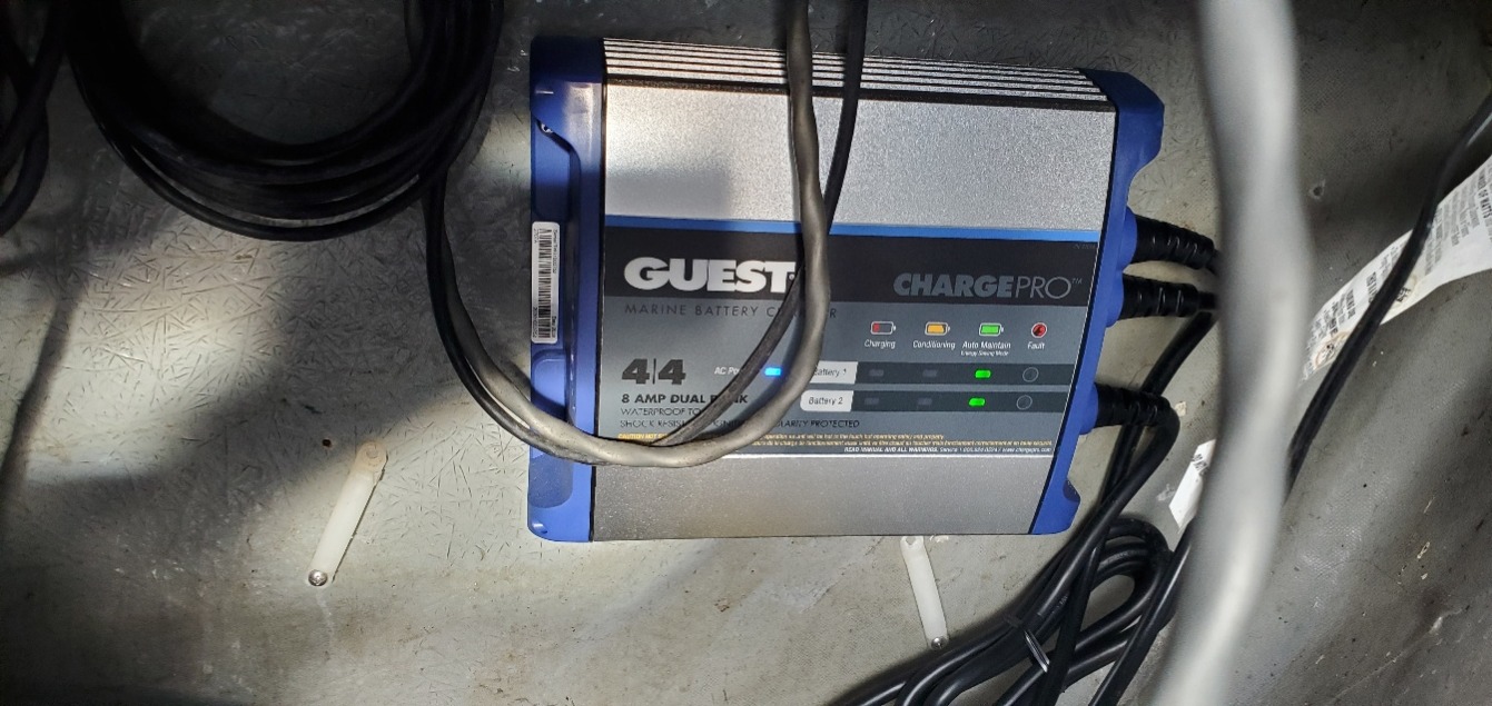 Guest 2707A Guest On-Board Battery Charger 8A / 12V, 2 Bank, 120V Input customer photo 1