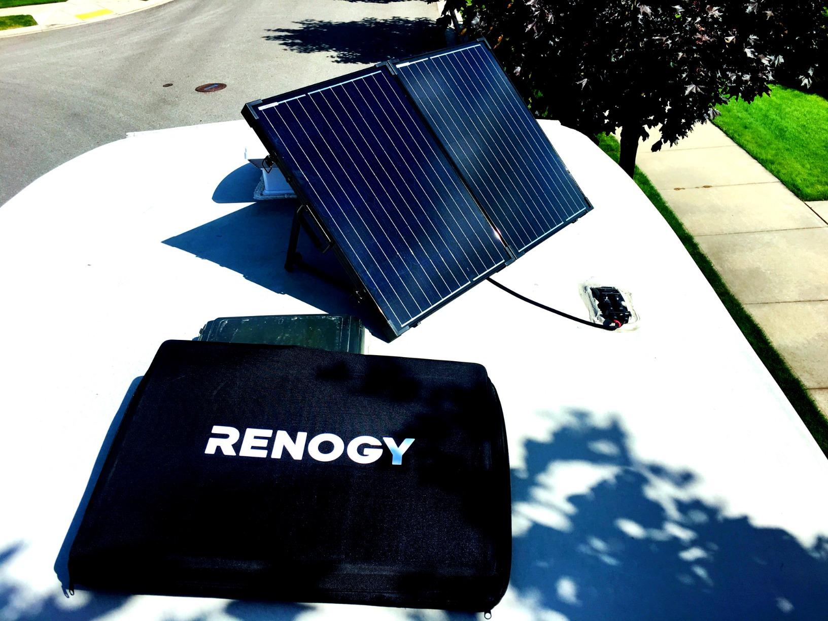 Renogy 100W Portable Solar Panel, 25% High Efficiency Solar Panel Kit with 20A Charger Controller for 12V Battery&Power Station, N-Type Foldable Solar Panels w/Tempered Glass for RV, Camping Off-Grid customer photo 2