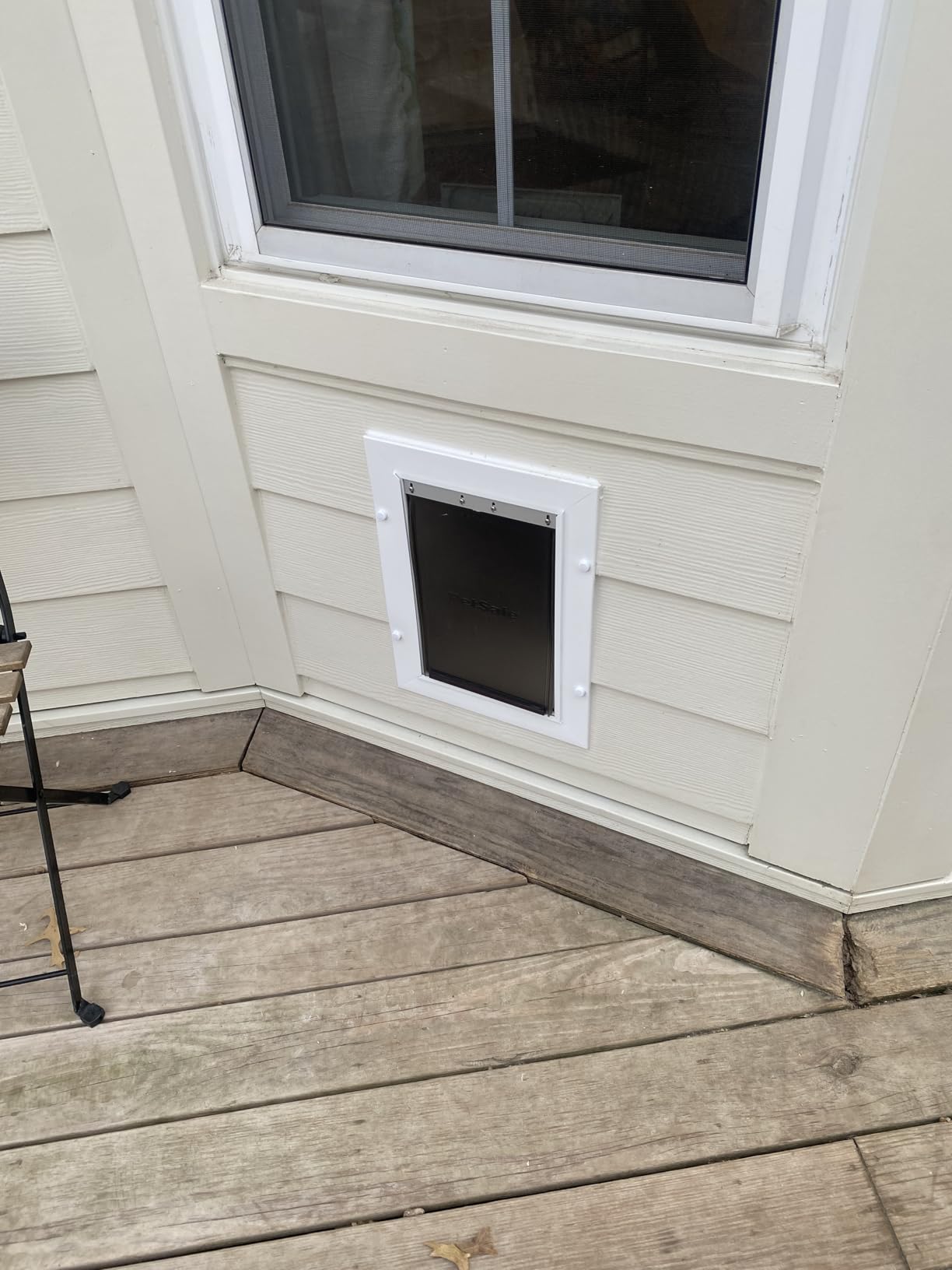 PetSafe Wall Entry Pet Door, Telescoping, Dogs up to 100 lb, Large | Insulates Better Than Metal, Interior & Exterior Install, Weatherproof Double-Flap, DIY Telescoping Tunnel 4.75-7.25 in Walls customer photo 1