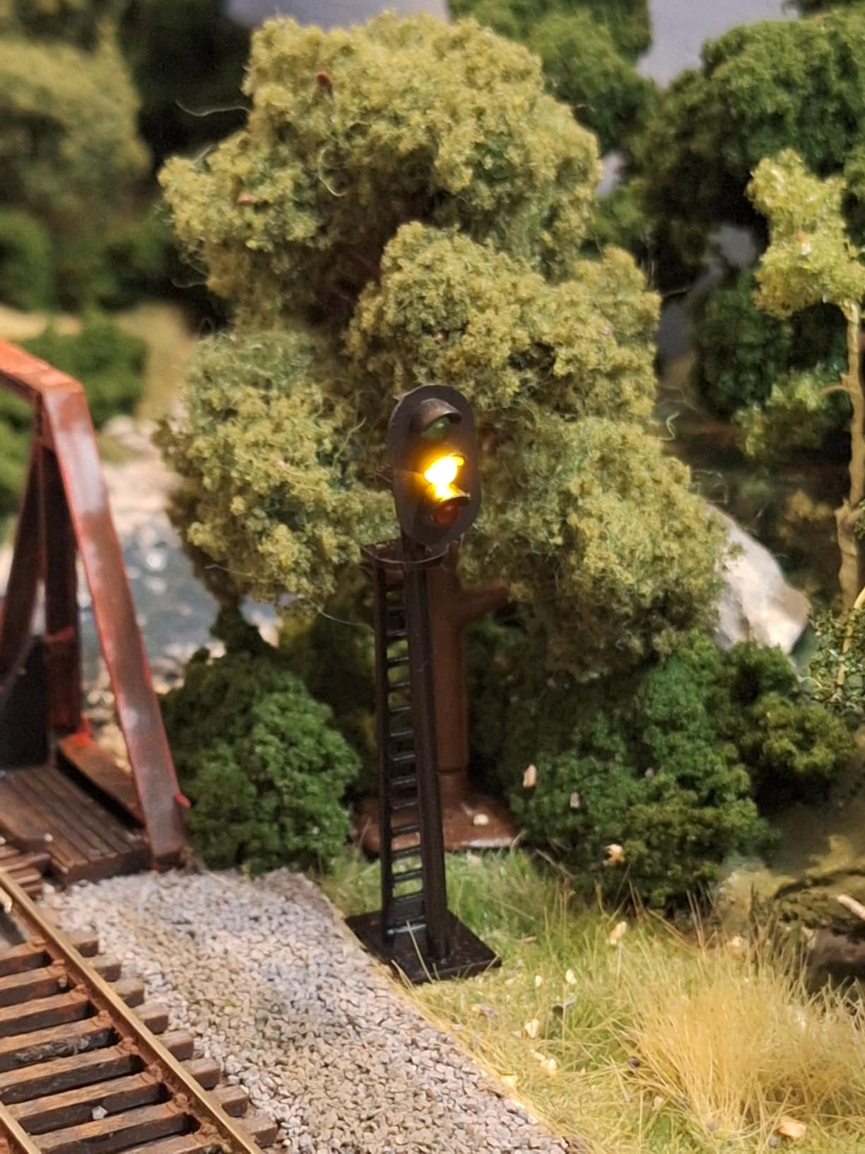 JTD04 5pcs Model Railway 3-Light Block Signals G/Y/R HO Scale 6.8cm 12V Led customer photo 1