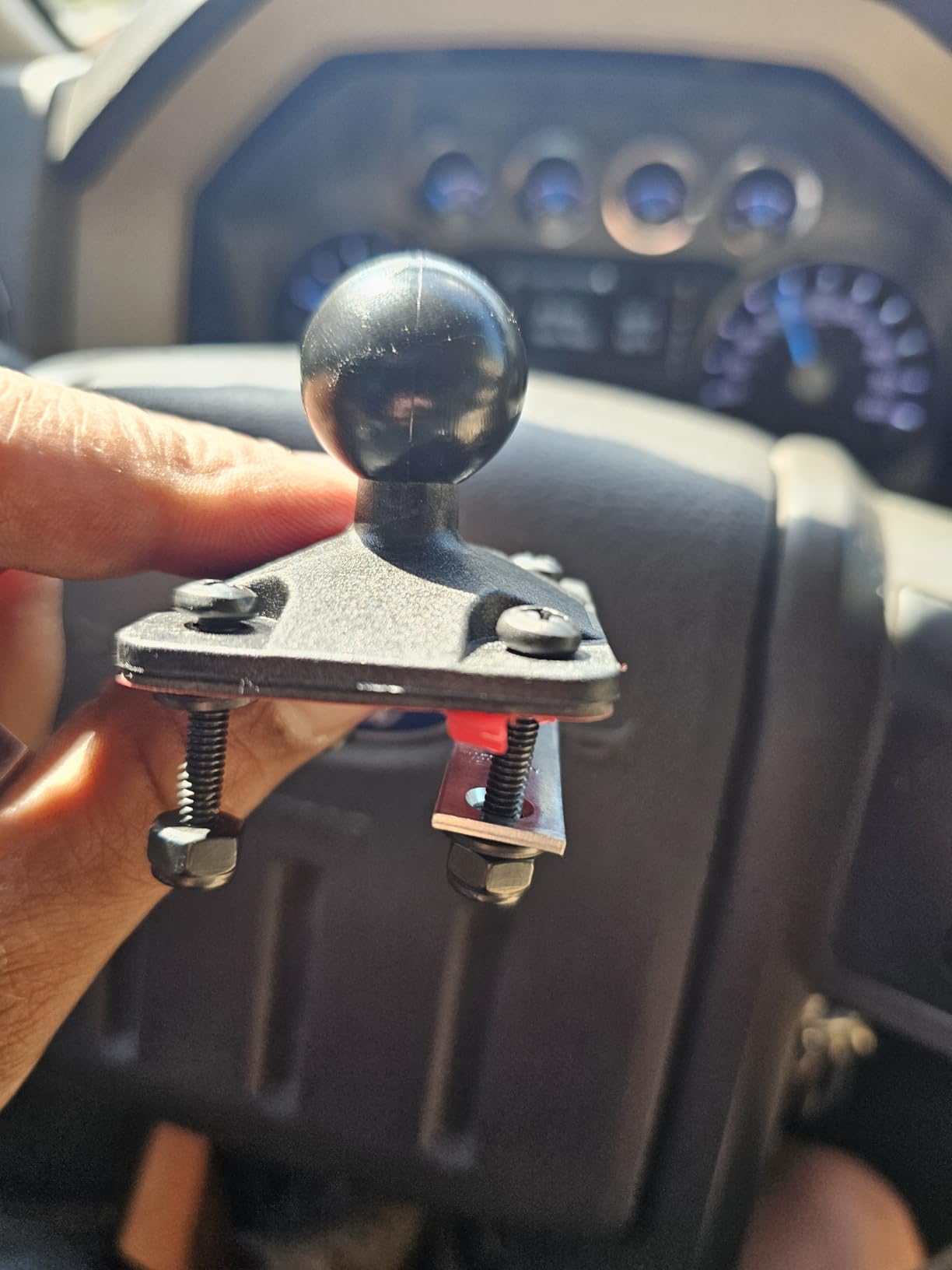 iBOLT TabDock BizMount AMPS Tablet Drill Base Mount 7-11