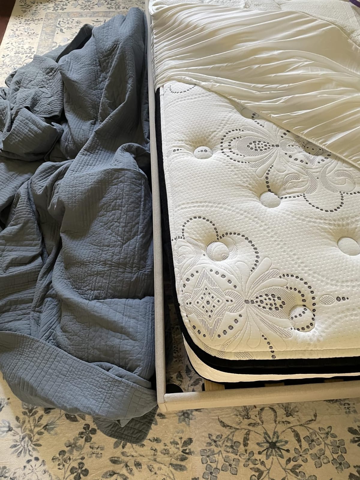 Signature Design by Ashley 10 Inch Full Hybrid Mattress, Medium Firm, Gel Memory Foam and Pocketed Coils, Chime Series customer photo 2