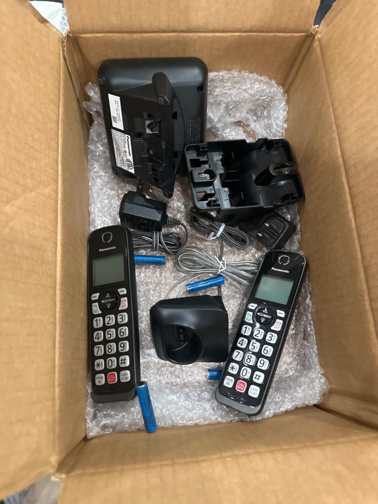 VTech DS6151-2 2-Line Expandable Cordless Phone System, 2 Handsets | Digital Answering System, Caller ID, DECT 6.0, Home & Small Business customer photo 2