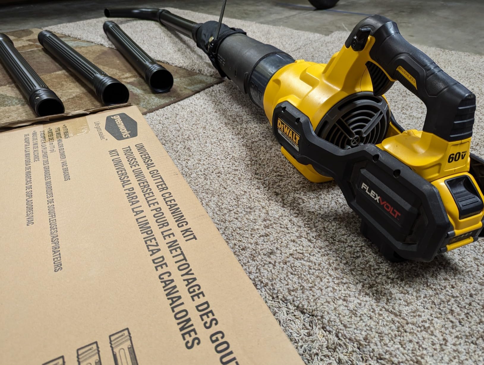 Greenworks Gutter Cleaning Kit - Up to 11 ft reach - Compatible with Greenworks 40V, 60V & 80V Blowers with 450+ CFM up to 5-inch diameter customer photo 1