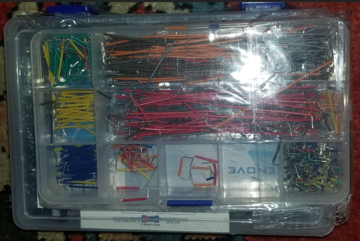 AUSTOR 560 Pieces Jumper Wire Kit Preformed Breadboard Jumper Wire | 14 Lengths Assorted, with Free Box customer photo 1
