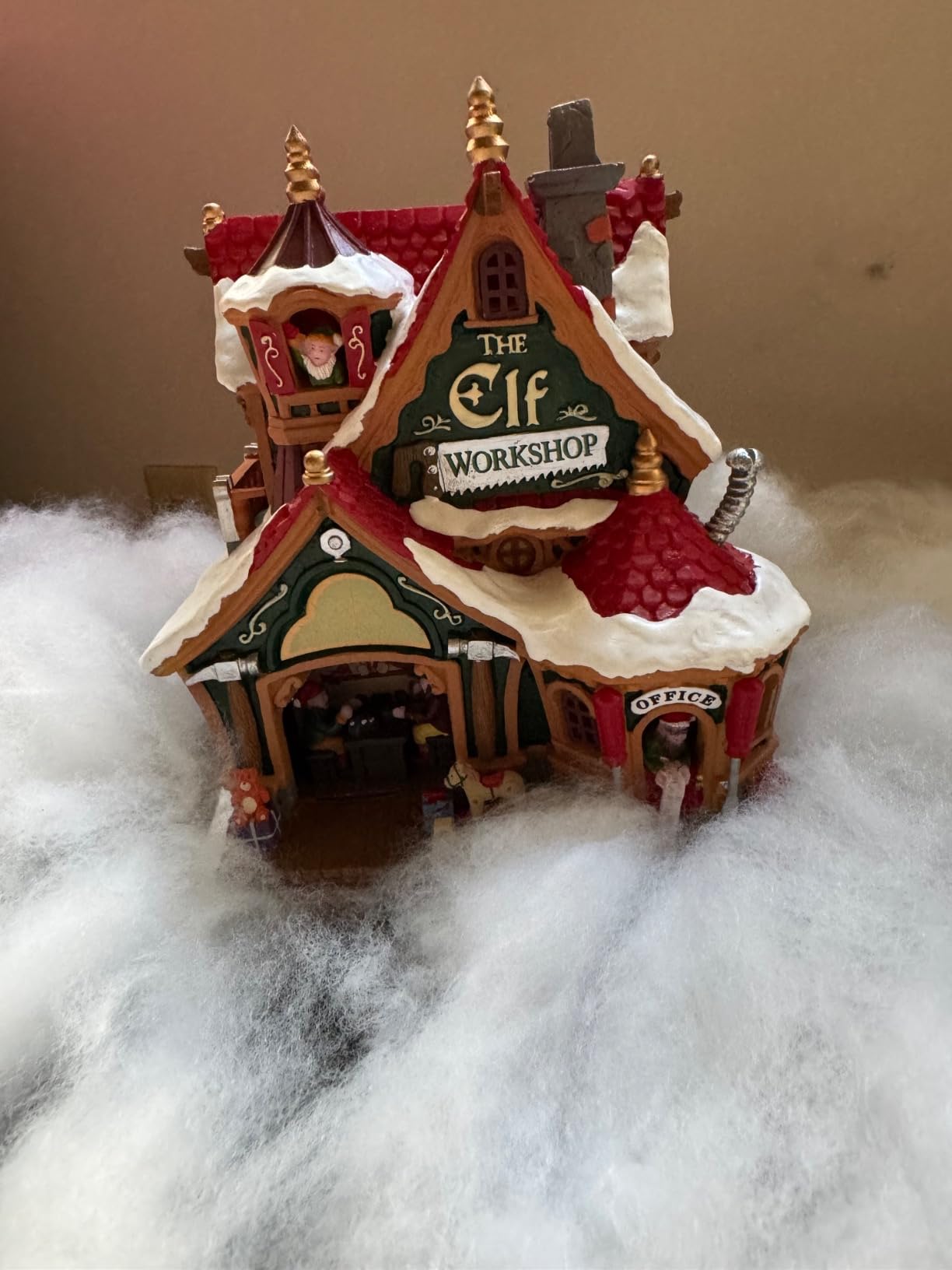 Lemax Santa's Wonderland Lighted Buildings: The Elf Workshop #75291 customer photo 2
