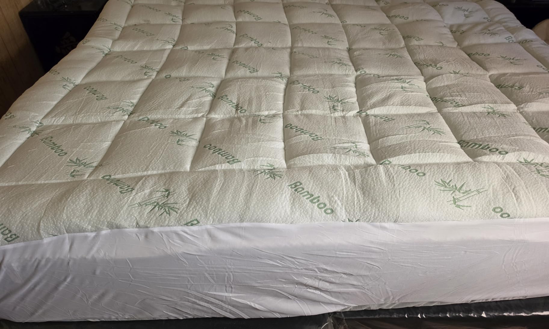 Niagara Sleep Solution Queen Ultra Soft Mattress Topper - Back Pain Relief | Rayon Derived from Bamboo, 20
