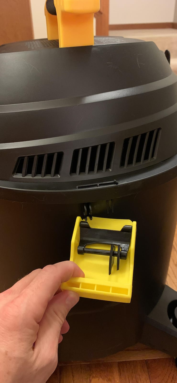 10 Gallon Wet Dry Vacuum, 6 Peak HP Poly Built-in Drain Shop Vac Blower with Powerful Suction, Multifunctional Shop Vacuum W/ 6 Horsepower Motor for Job Site, Garage, Basement, Van, Workshop customer photo 2