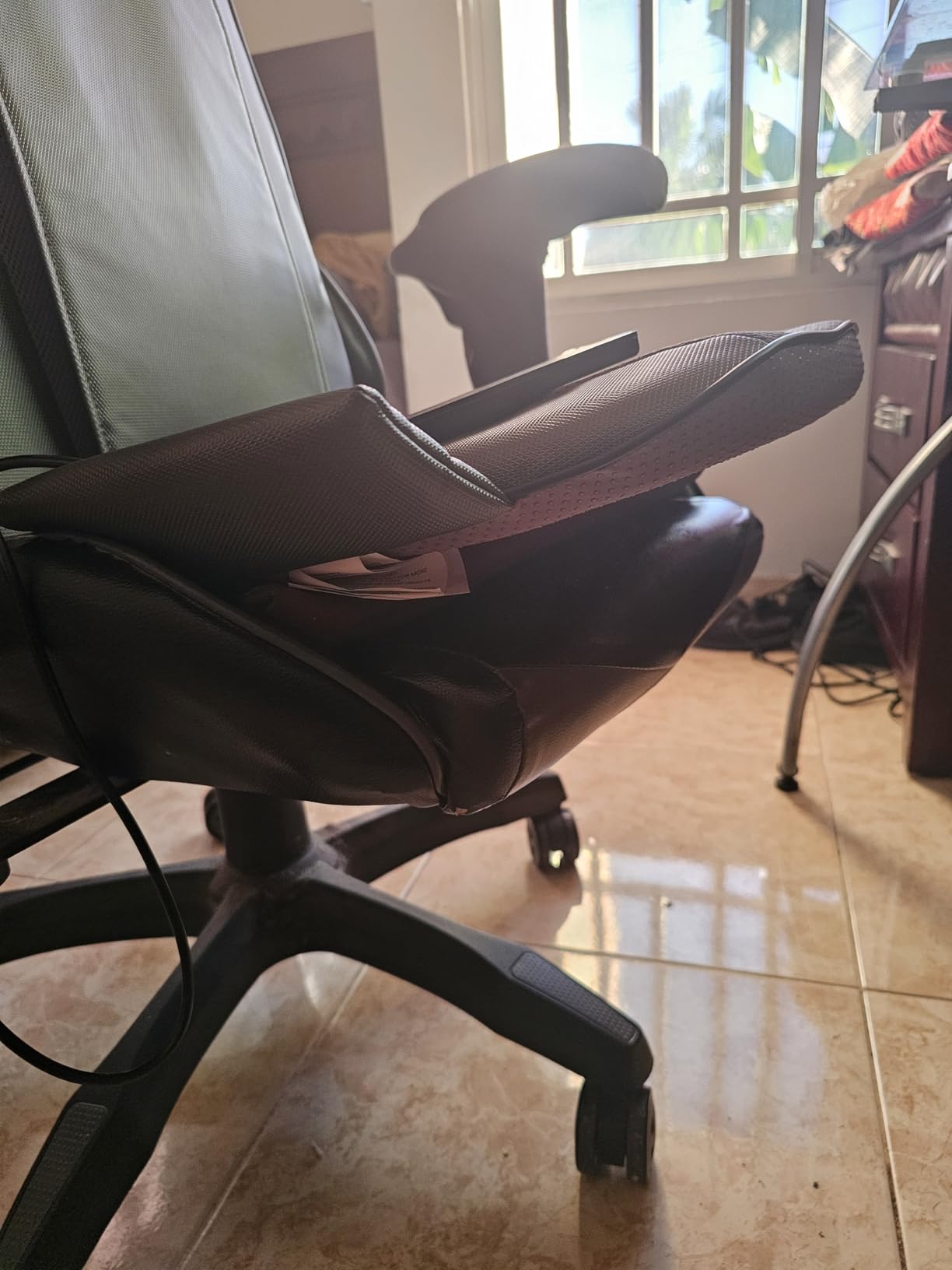 Snailax Shiatsu Neck & Back Massager with Heat Chair Pad Kneading Massage - Adjustable Neck, Spot & Rolling Massage, Seat Vibration, 5/10/15 Min Timer customer photo 2