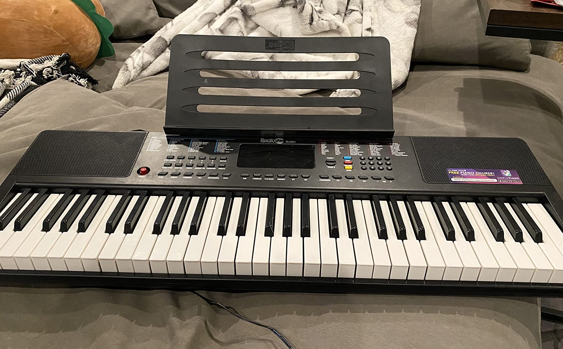 RockJam RJ361 61 Key Compact Keyboard Piano for Beginners | Compact electric keyboard piano with 200 sounds, 200 rhythms, note stickers and Simply Piano lessons for beginners customer photo 1